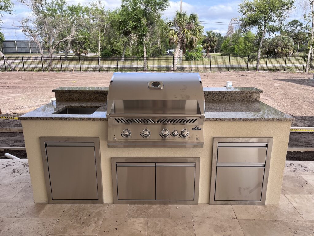 Pinecraft Custom Kitchen