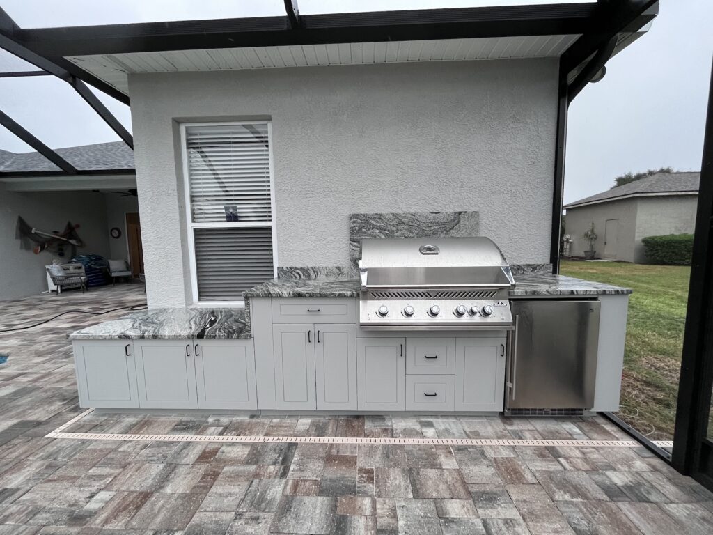 Pinecraft Custom Kitchen